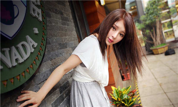 宣汉想找一个女性生孩子给报酬-｛找个女人生孩子多少钱｝